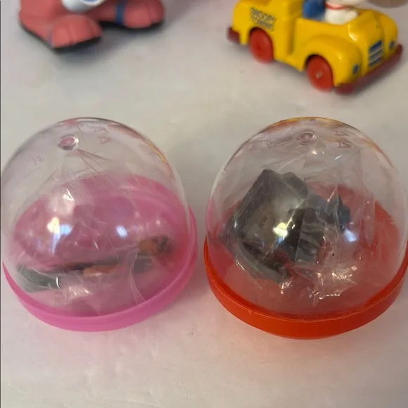 McDonald's Happy Meal Toy Set with Energizer Bunny and More - Picture 2 of 6